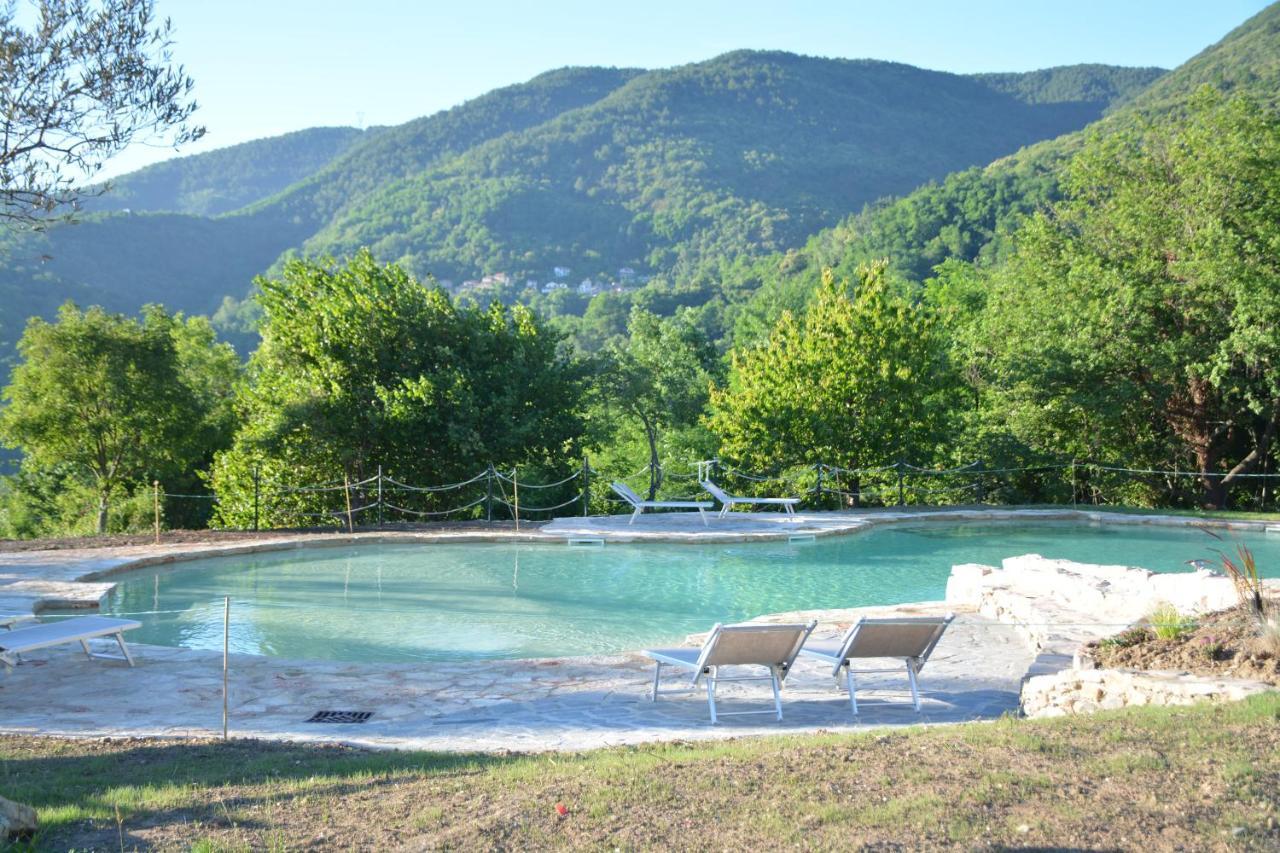 Hotel Podere Conti Filattiera Exteriör bild