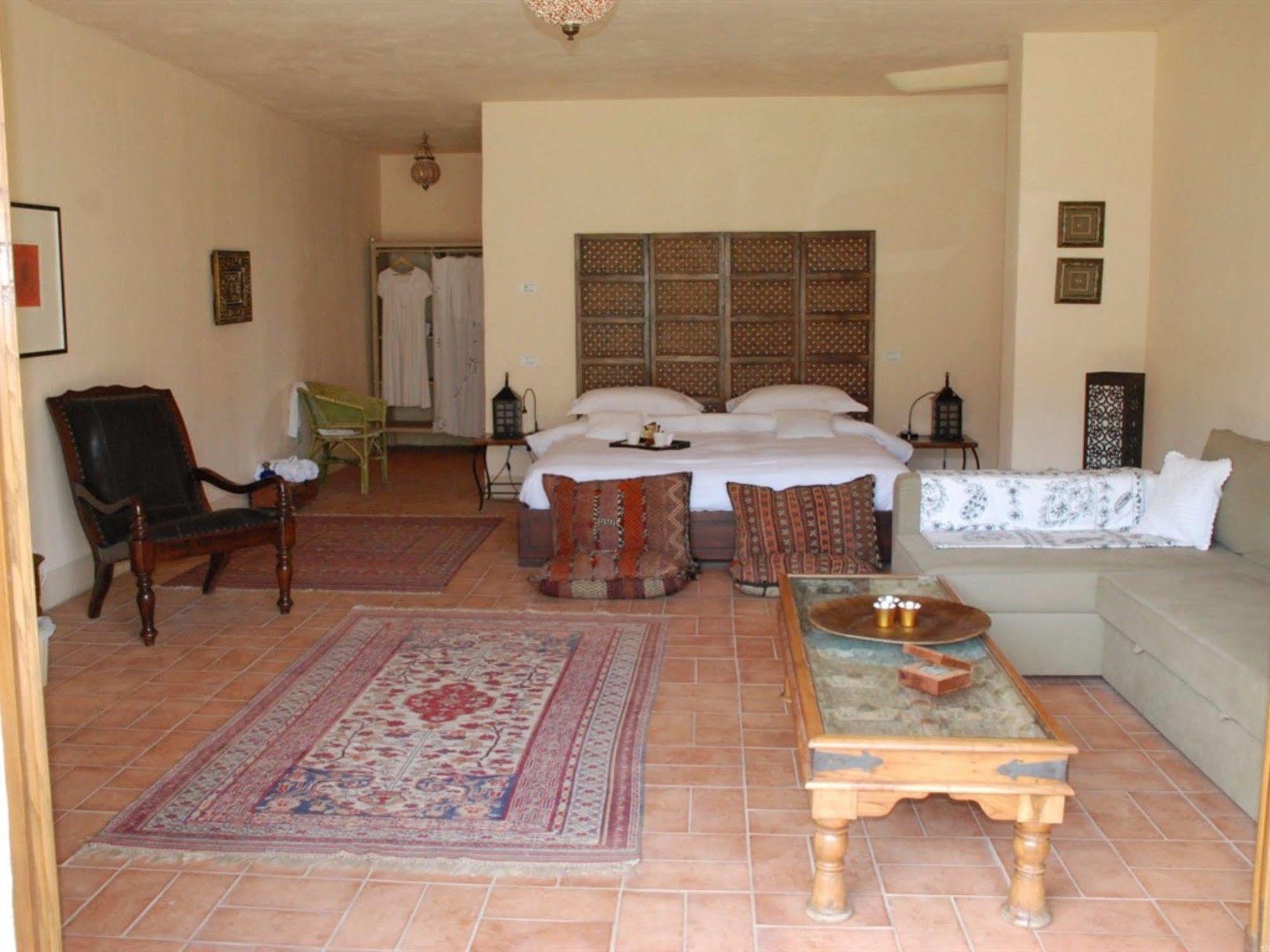 Hotel Podere Conti Filattiera Exteriör bild